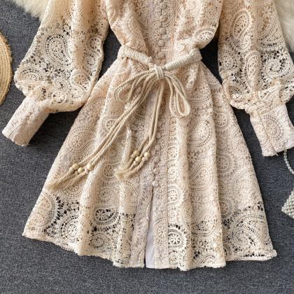 Vintage Embroidery Lantern Sleeve Lace Dresses