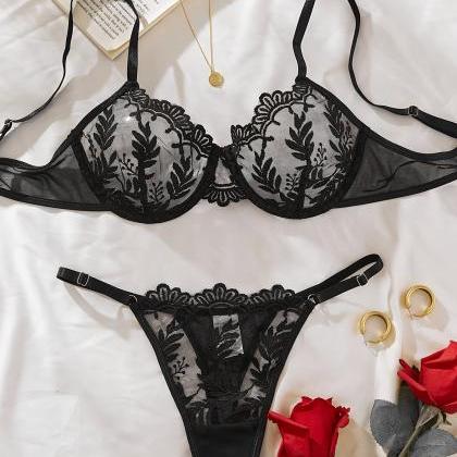 Sexy Embroidery Lace Lingerie Set