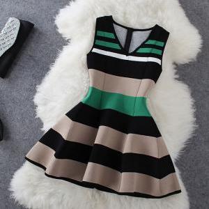 Fashion Stripe Sleeveless V-neck Dress Ax092113ax