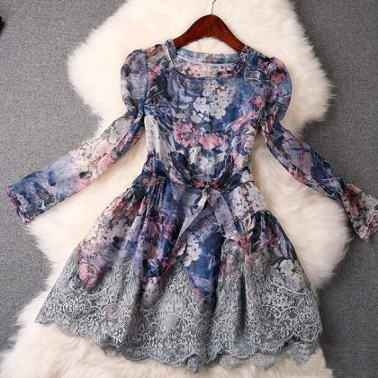 Elegant Printing Stitching Lace Long-sleeved Dress..