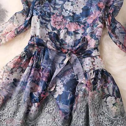 Elegant Printing Stitching Lace Long-sleeved Dress..