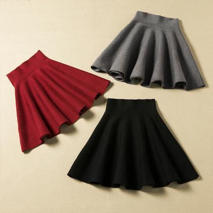 Lovely Mini Skirt For Autumn Or Win..