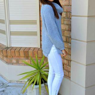 Long-sleeved Knit High Collar Sweater