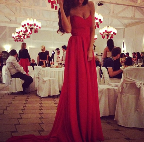 Design Sleeveless Chiffon Red Dress